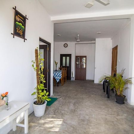 Aira Hotel Bussa Kültér fotó